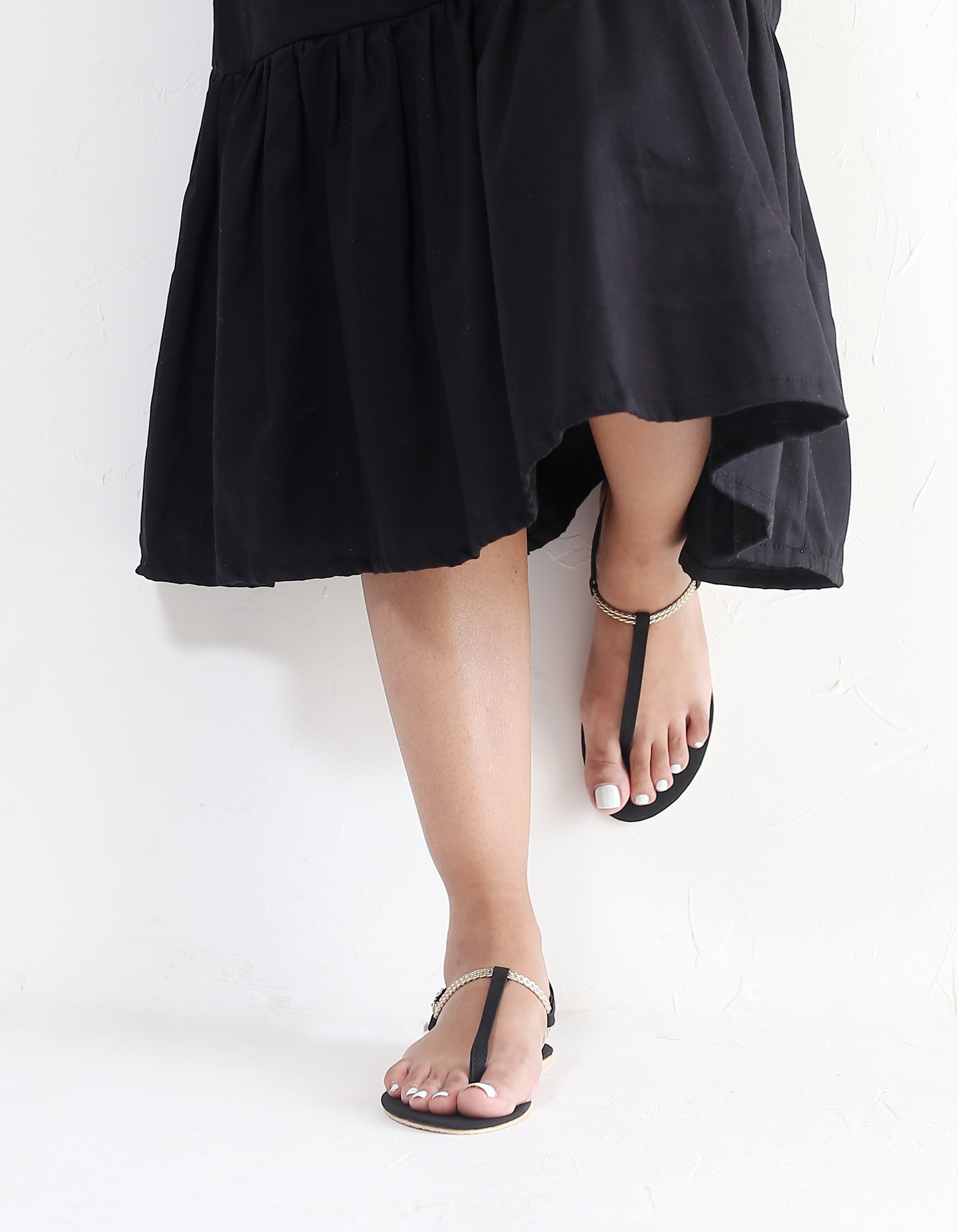 GOLD BRAIDED THONG SANDALS