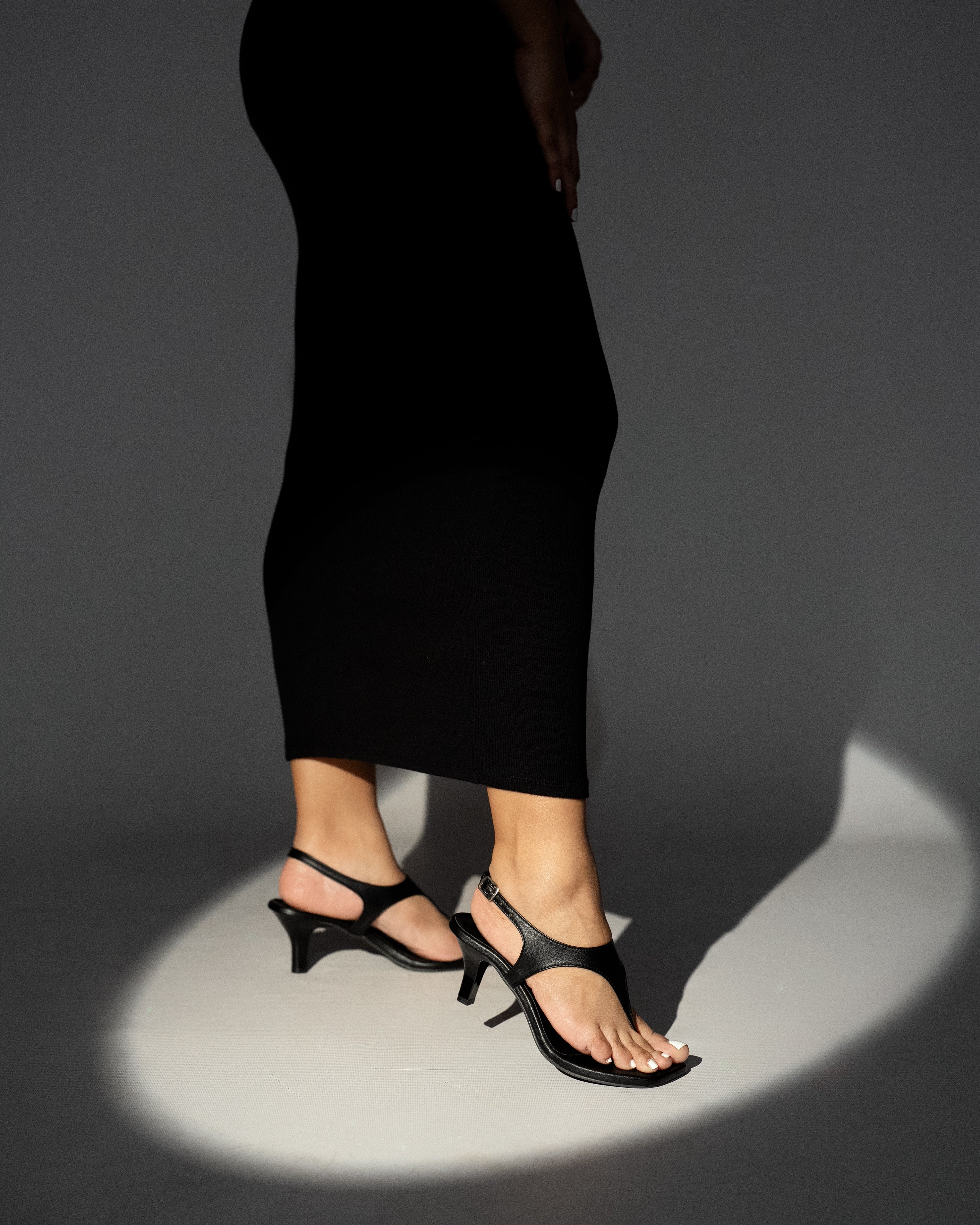 BLACK THONG STILETTO HEELS