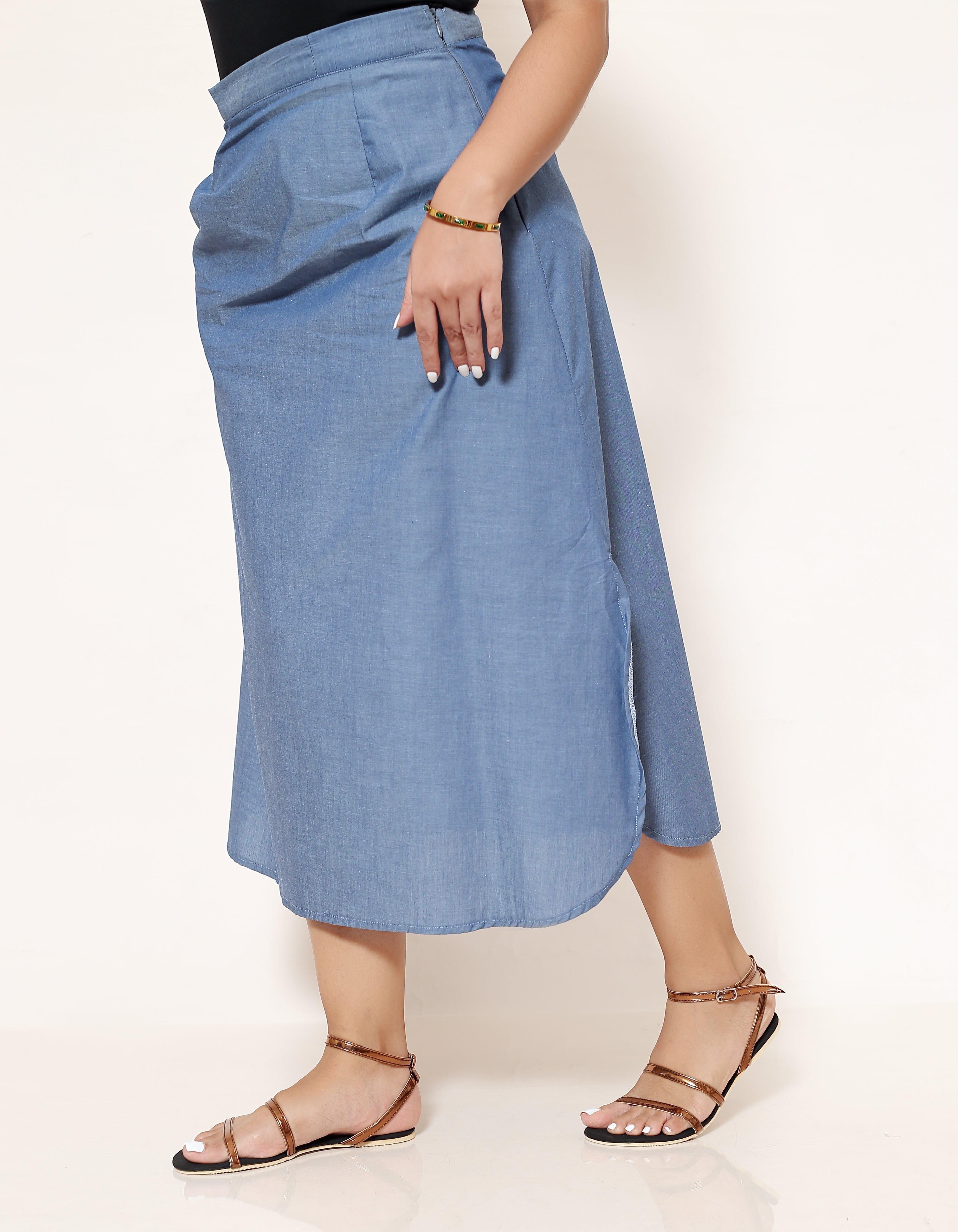 COPPER STRAPPY SANDALS.