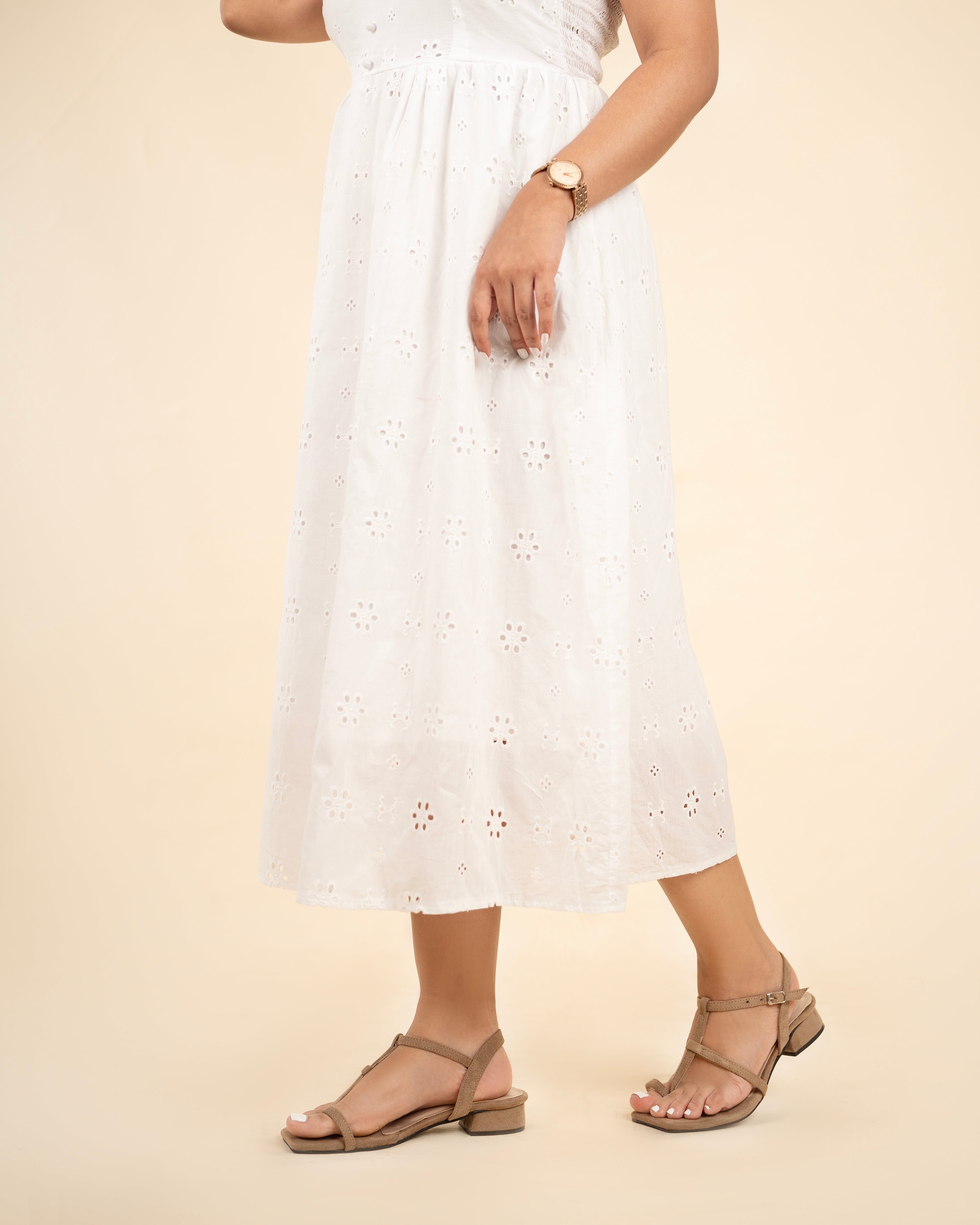 CAMEL STRAPPY LOW BLOCK HEELS