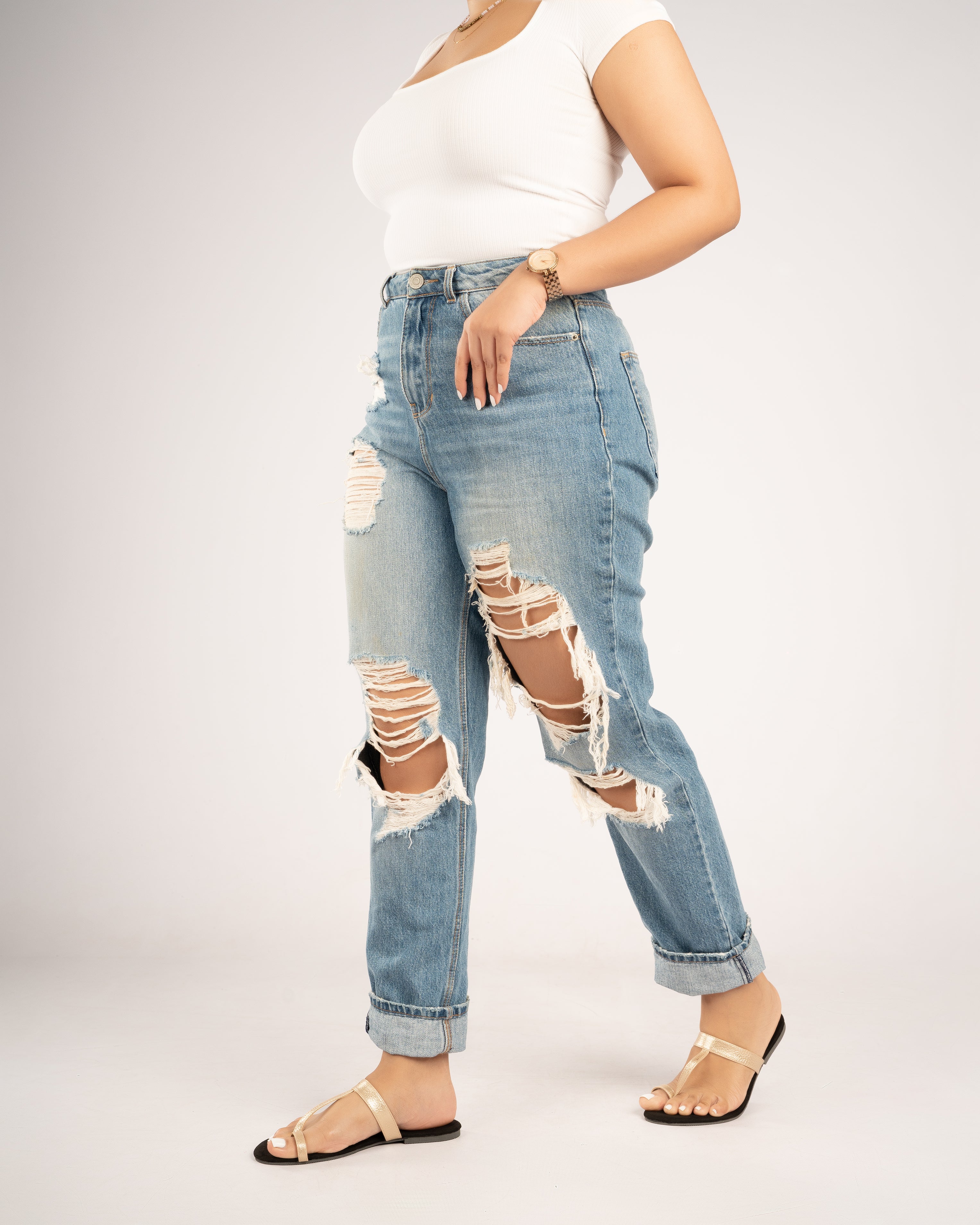 BLACK AND GOLD TOE RING