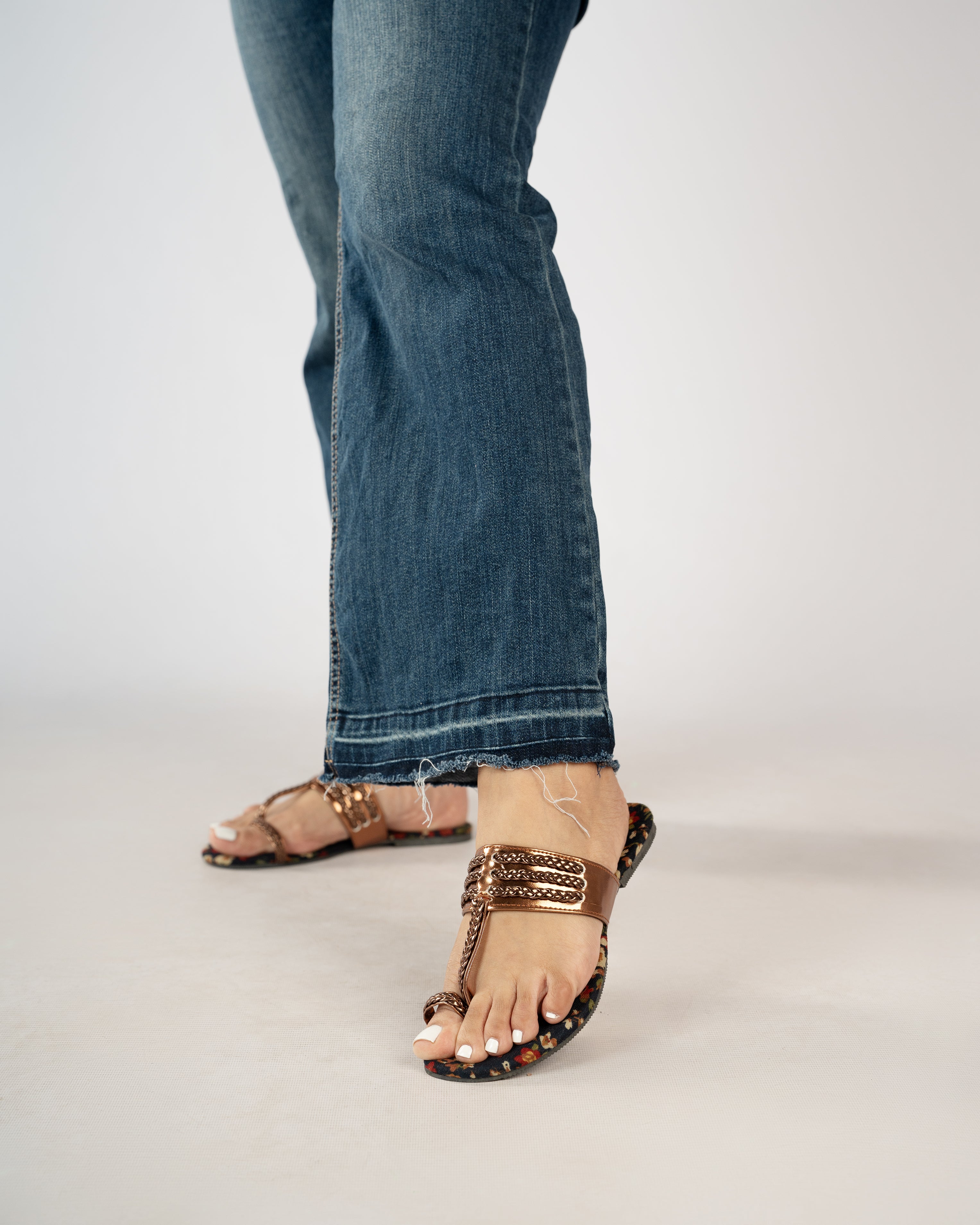 COPPER PRINTED CHAPPALS.