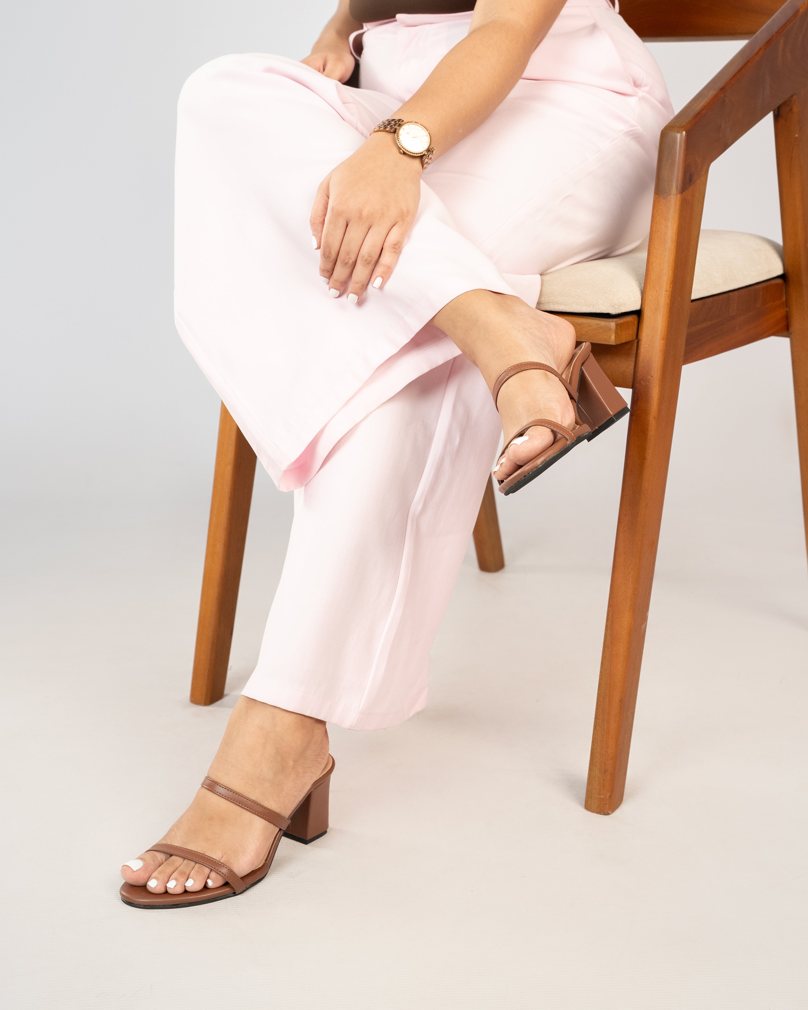 BROWN DOUBLE STRAP SLIP ON BLOCK HEELS