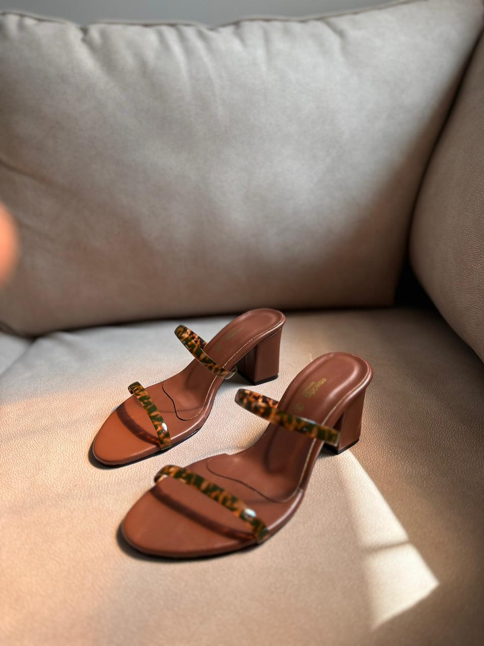 LEOPARD DOUBLE STRAP HEELS