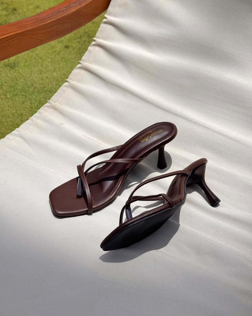 COFFEE BROWN STRAPPY STILETTO HEELS