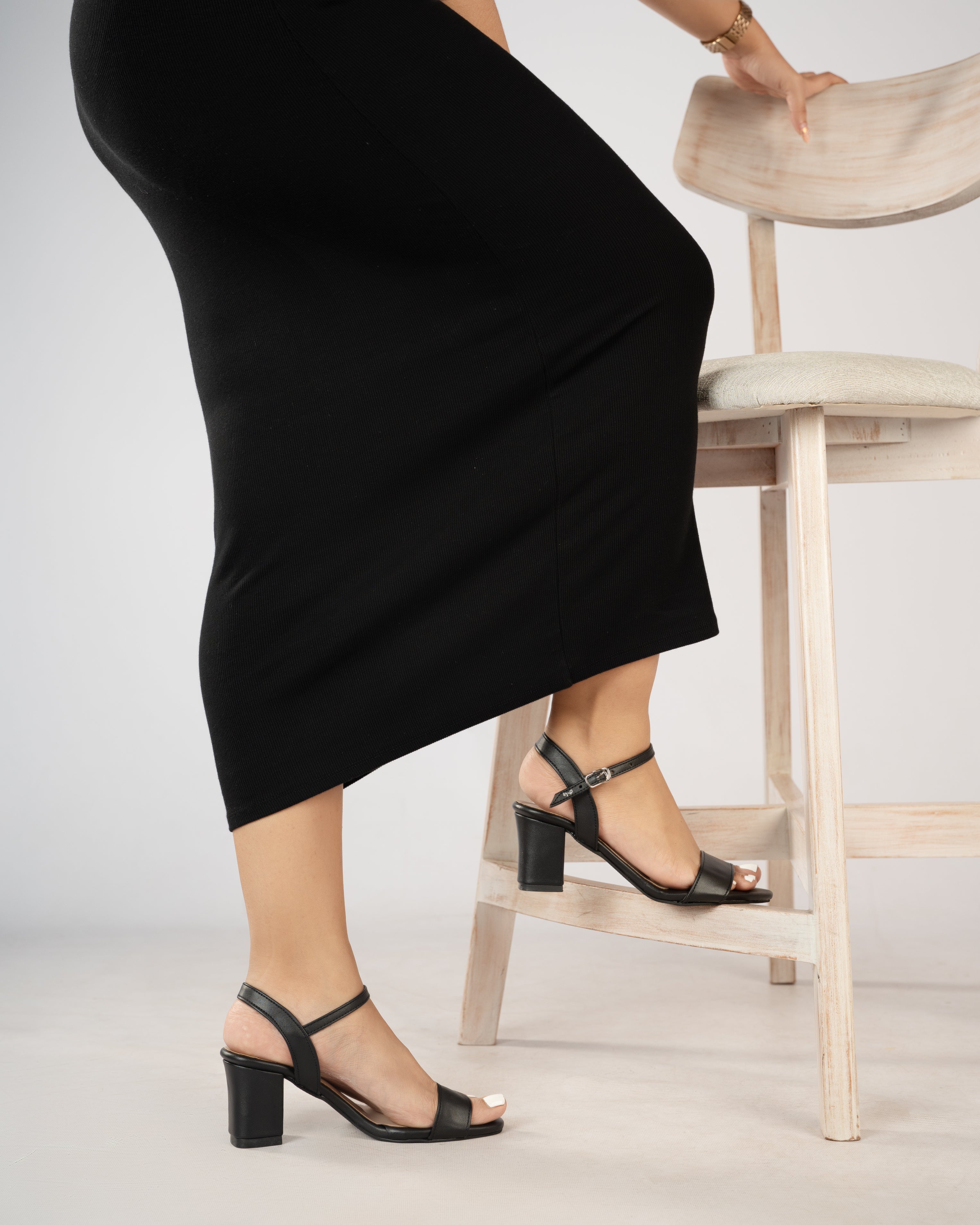 BLACK OPEN TOE HEELS