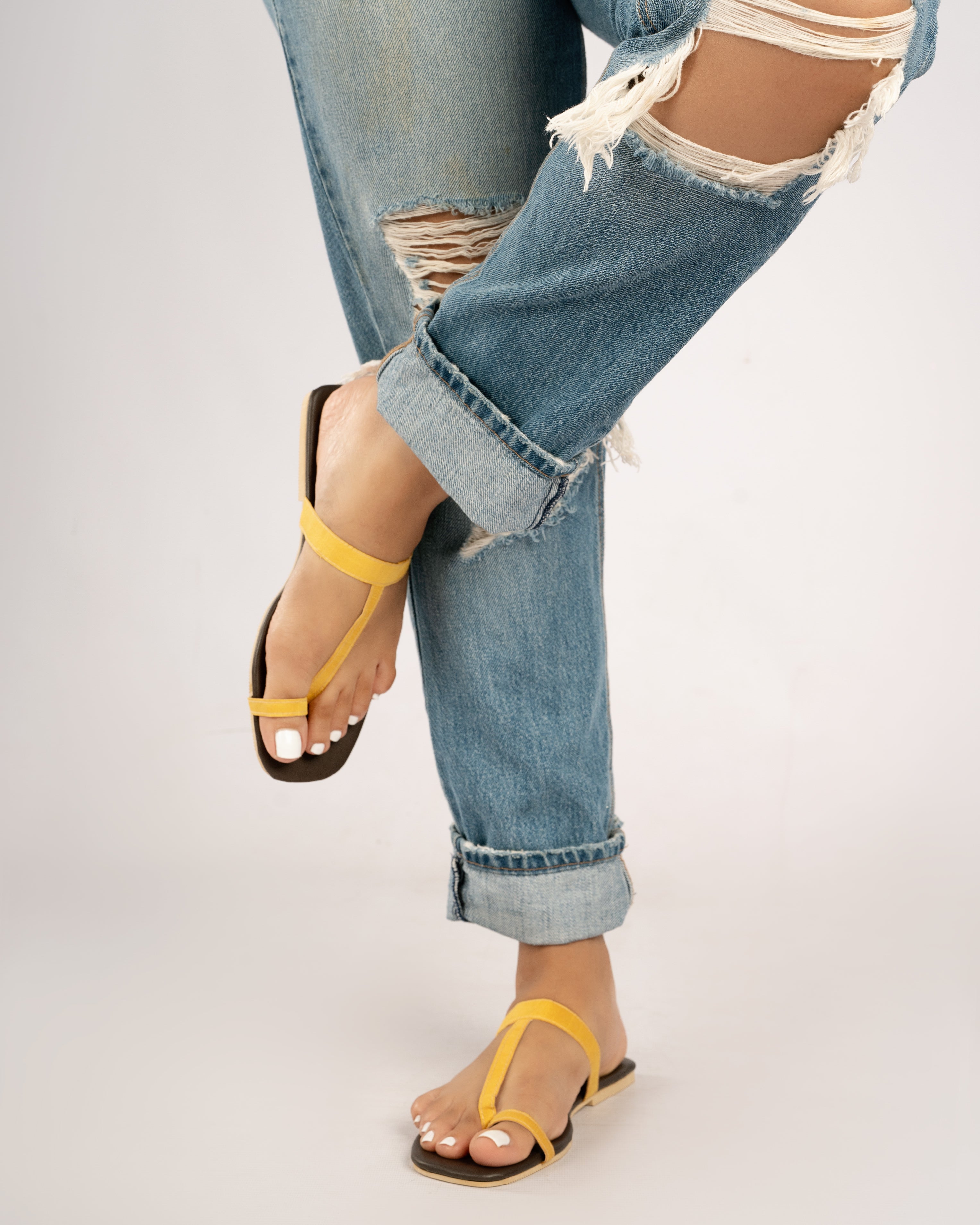 YELLOW TOE RING SLIP ONS