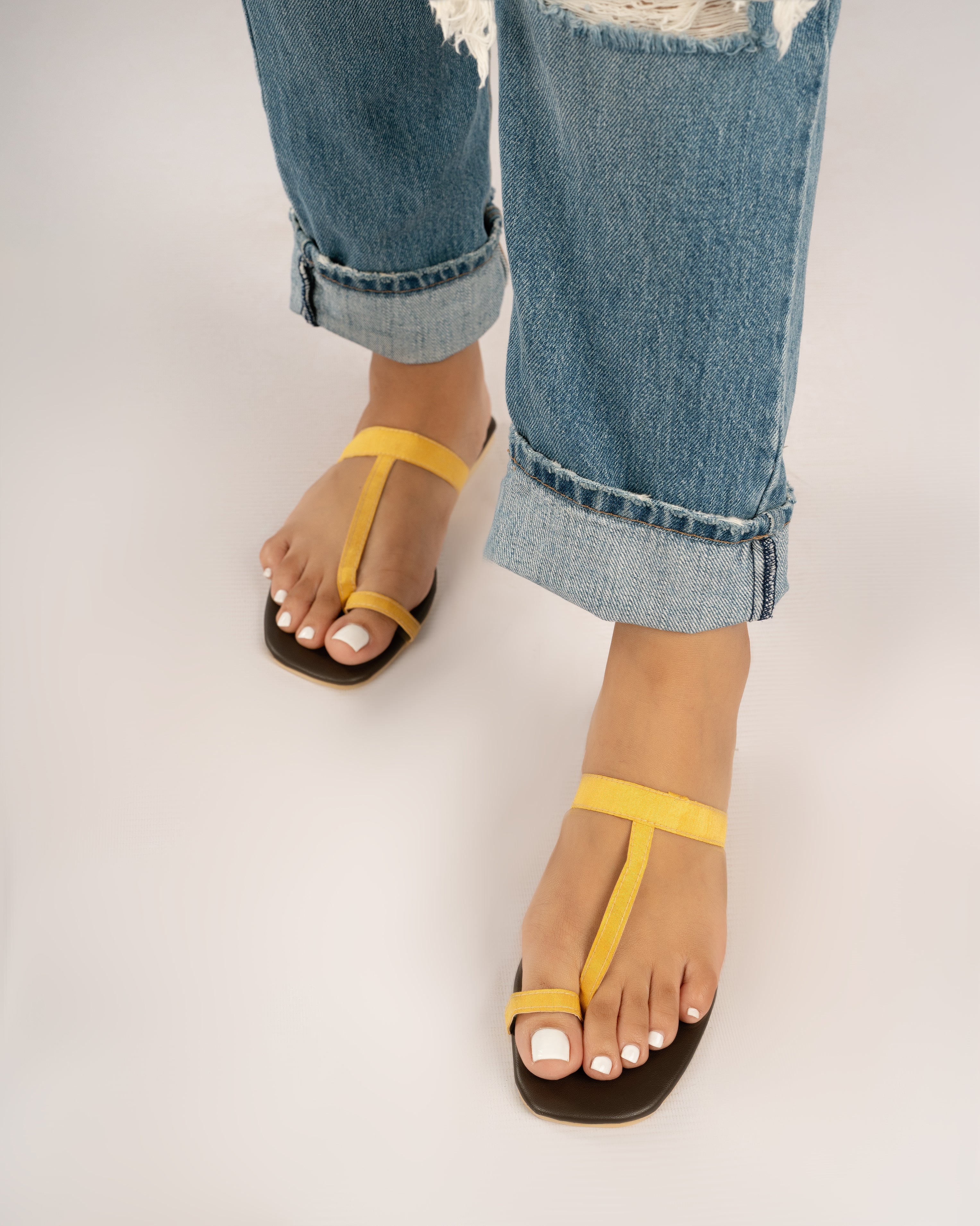 YELLOW TOE RING SLIP ONS