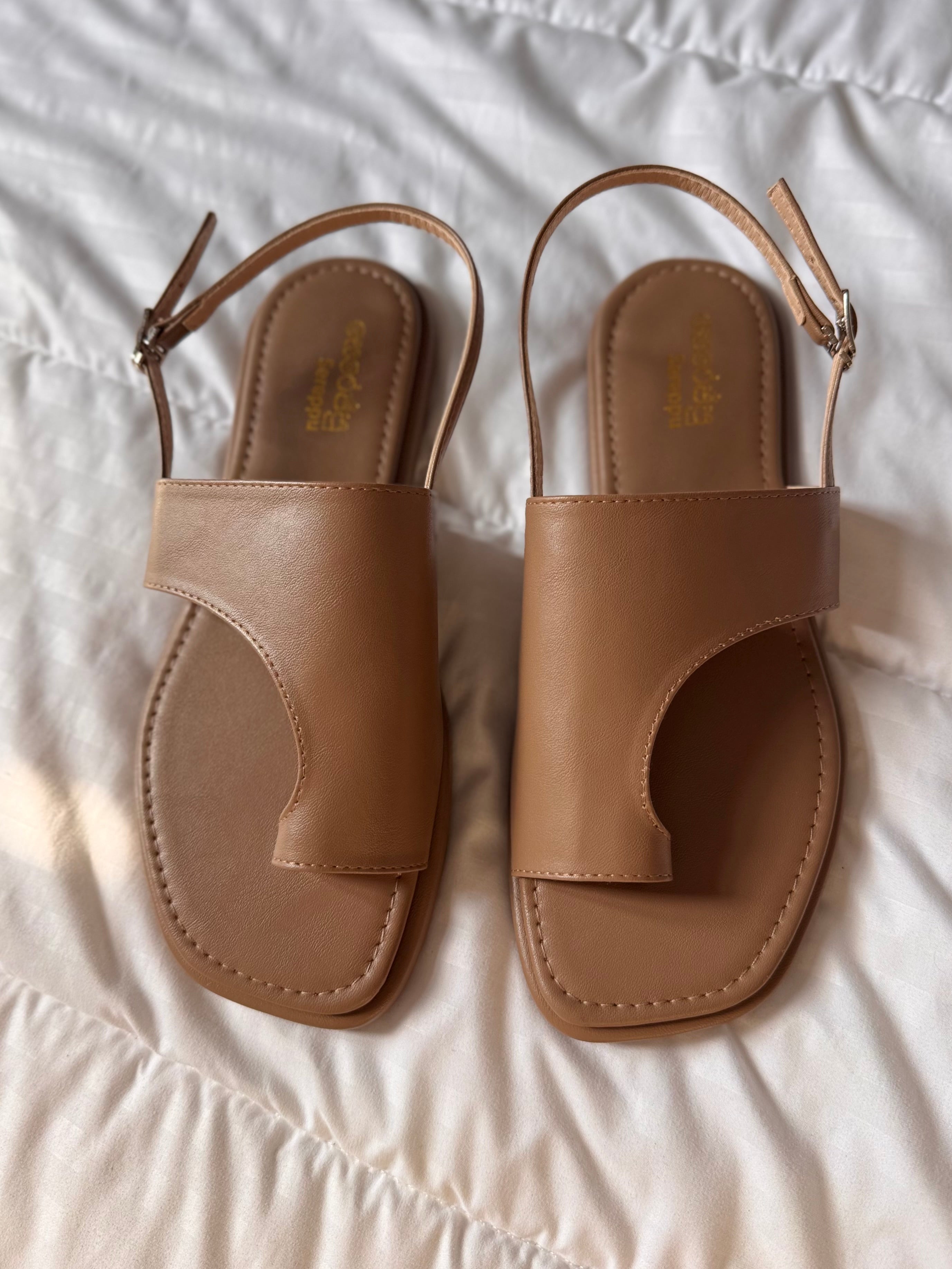 NUDE FLATFORM SANDALS
