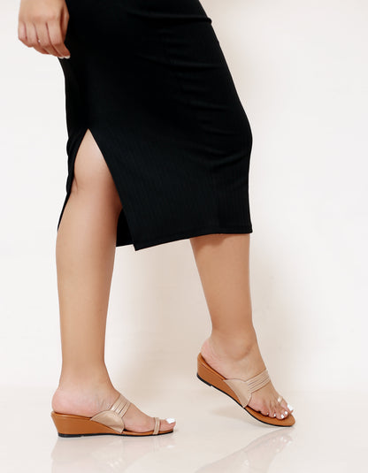ROSE GOLD CHAPPAL WEDGES
