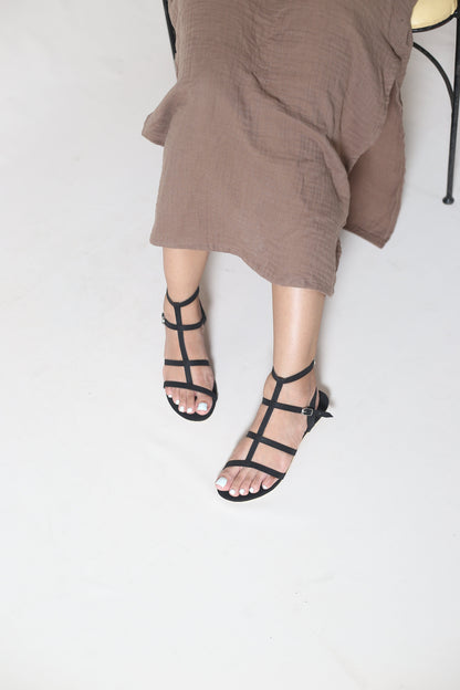 BLACK GLADIATOR SANDALS
