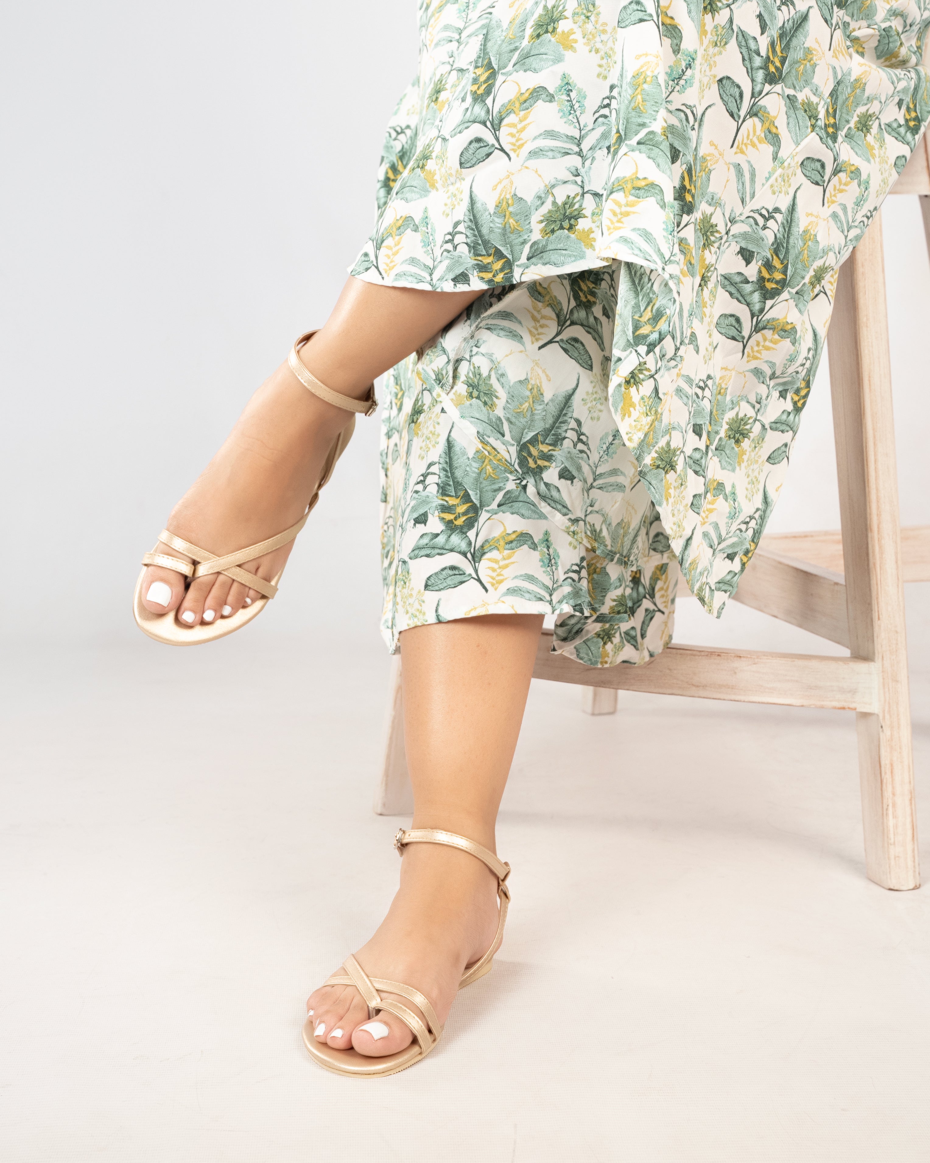 MATTE GOLD STRAPPY SANDALS