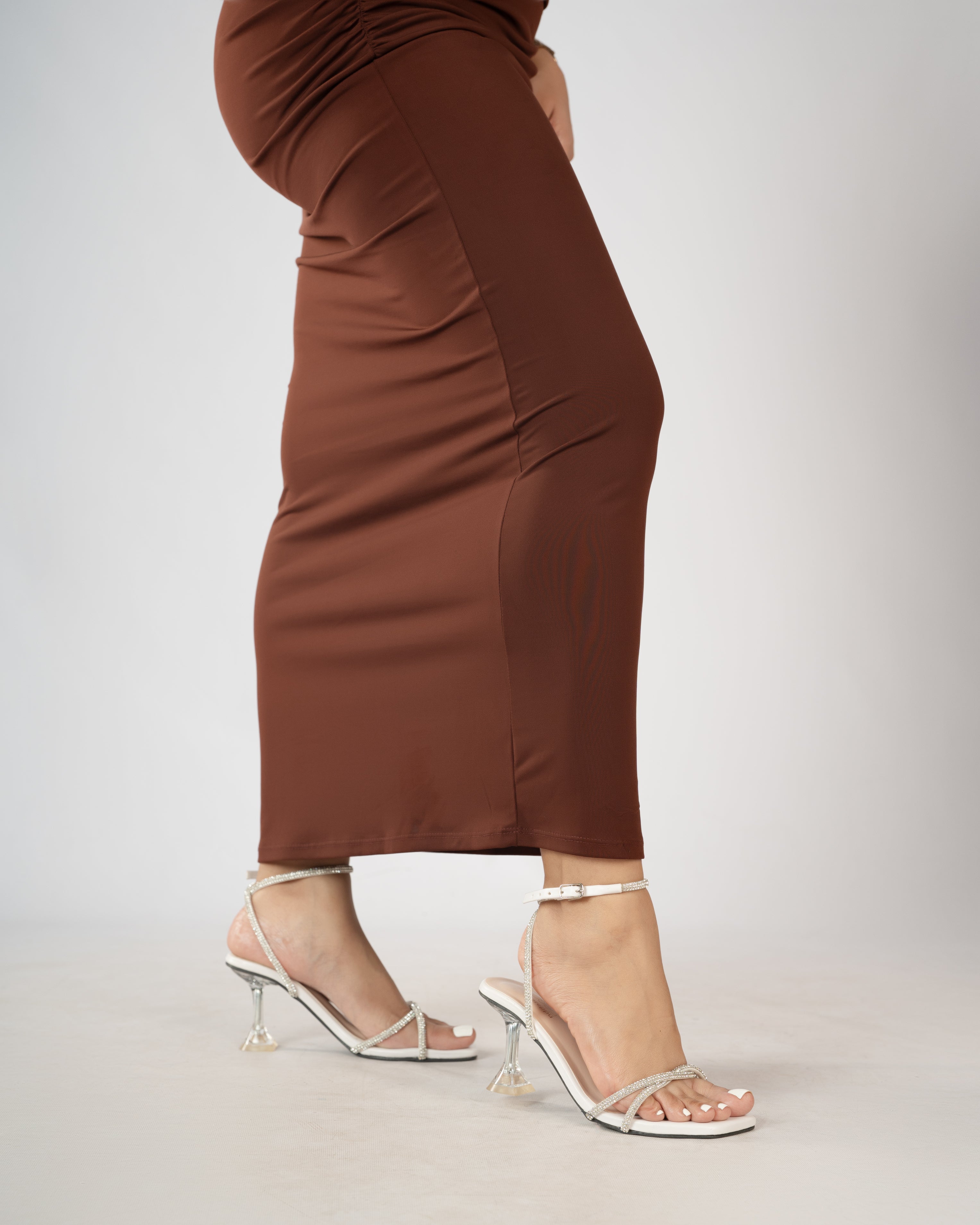 WHITE GLITTER TWISTED TRANSPARENT HEELS