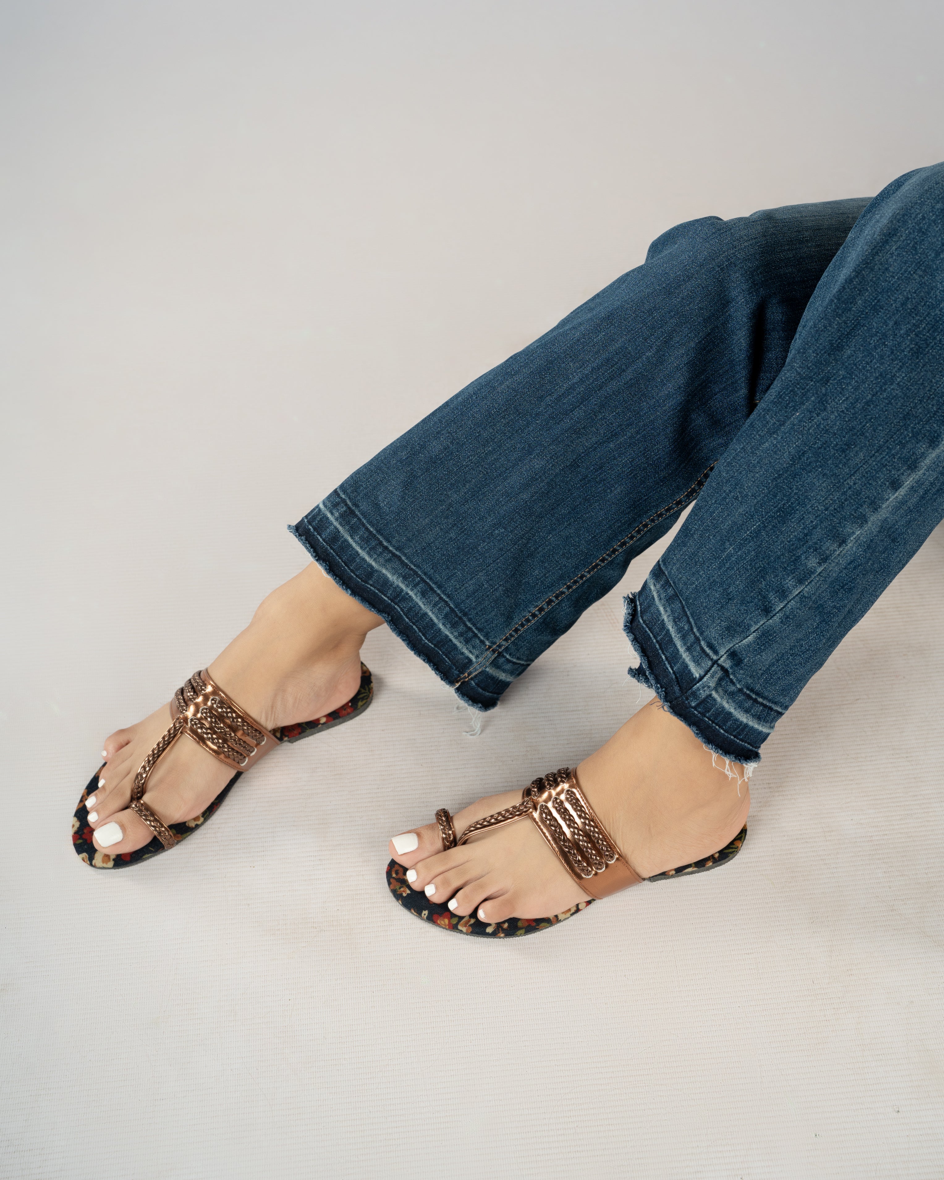 COPPER PRINTED CHAPPALS.