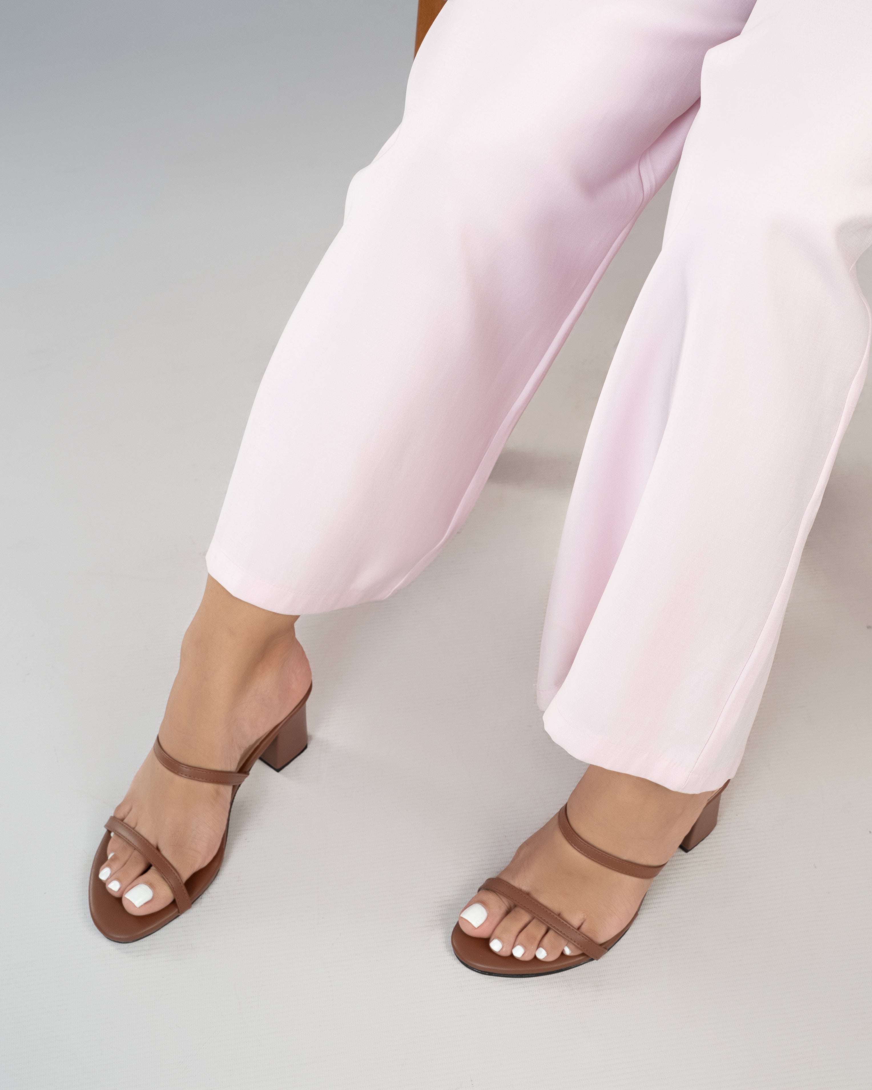 BROWN DOUBLE STRAP SLIP ON BLOCK HEELS