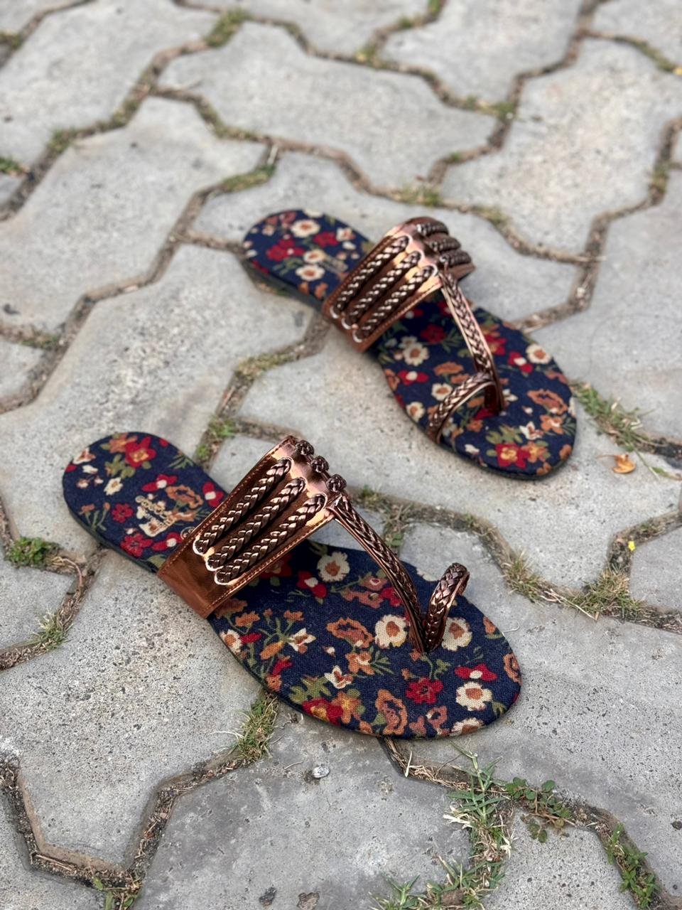 COPPER PRINTED CHAPPALS.