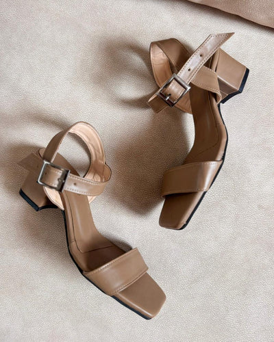NUDE OPEN TOE LOW BLOCK HEELS