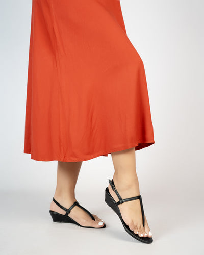 BLACK THONG WEDGES