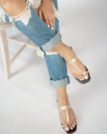 GOLD TOE RING SLIP ONS