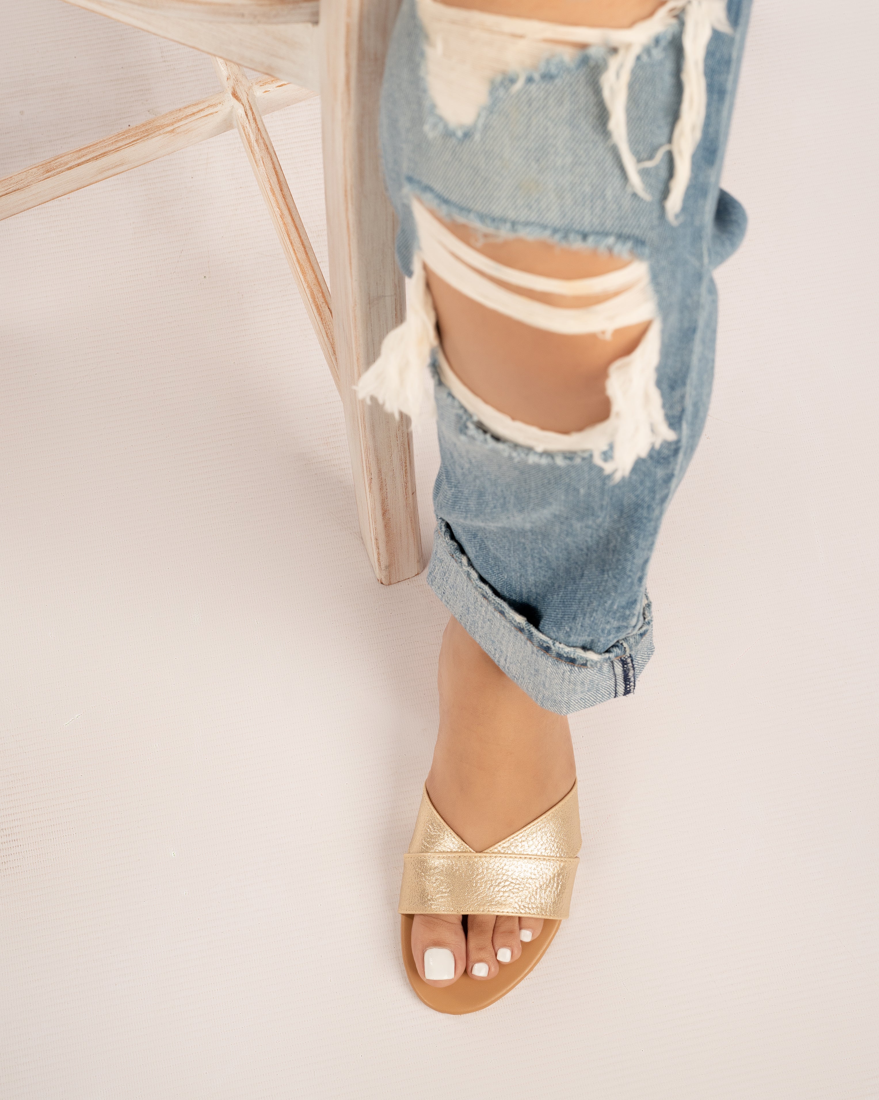 METALIC GOLD SLIDES