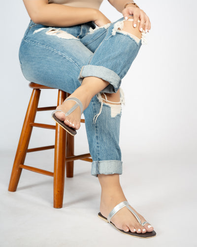SILVER TOE RING SLIPONS